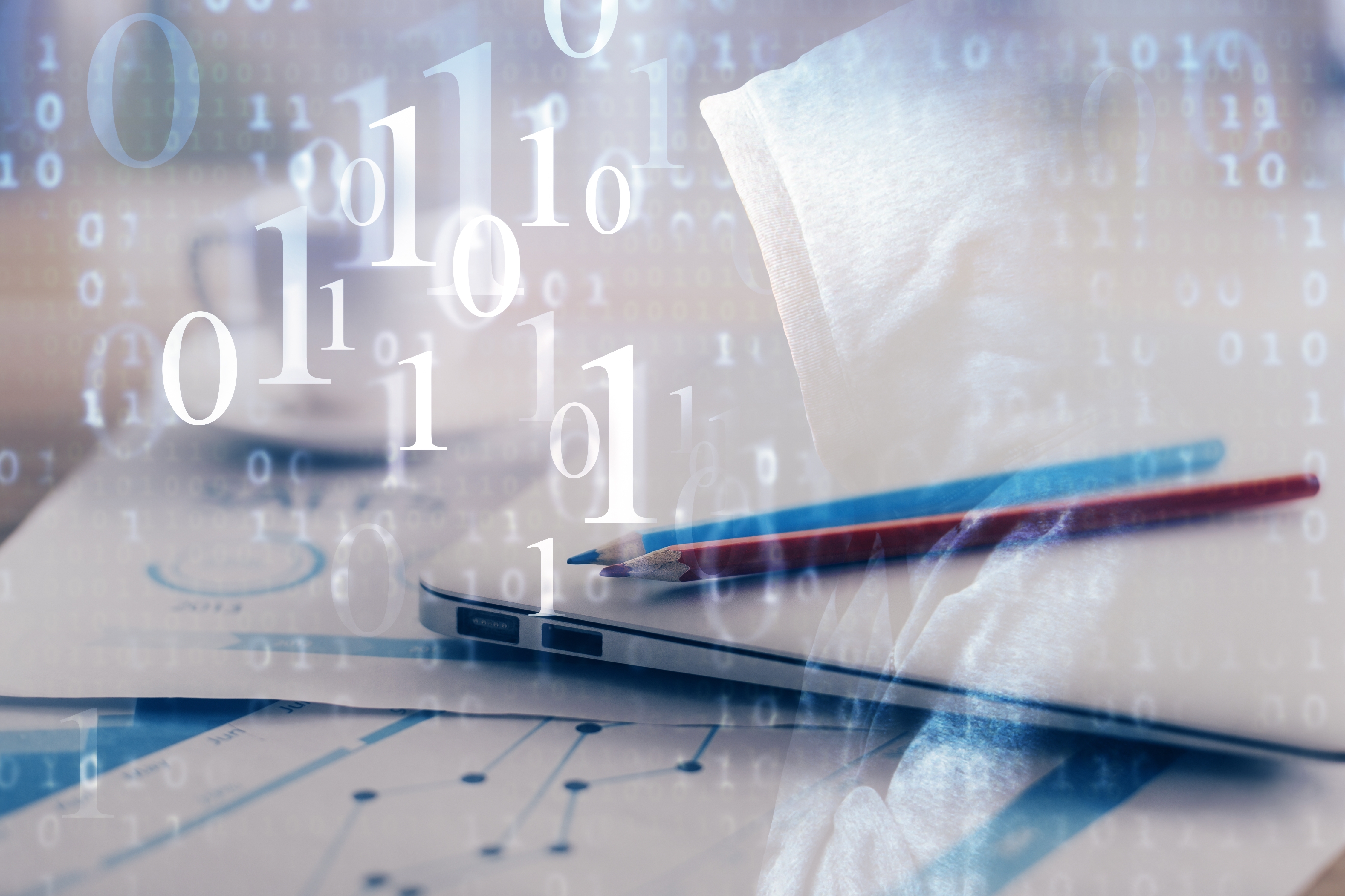 Symbolbild: Schreibtisch mit Tablet