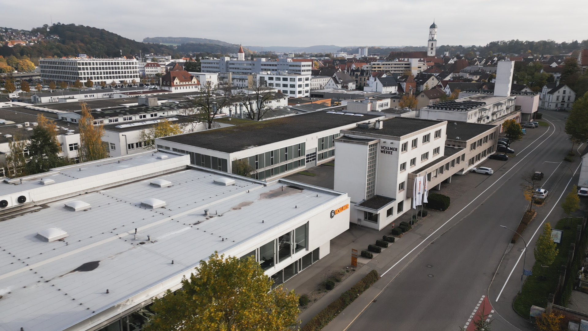 Außengebäude Vollmer Werke - Sicht aufs Gelände