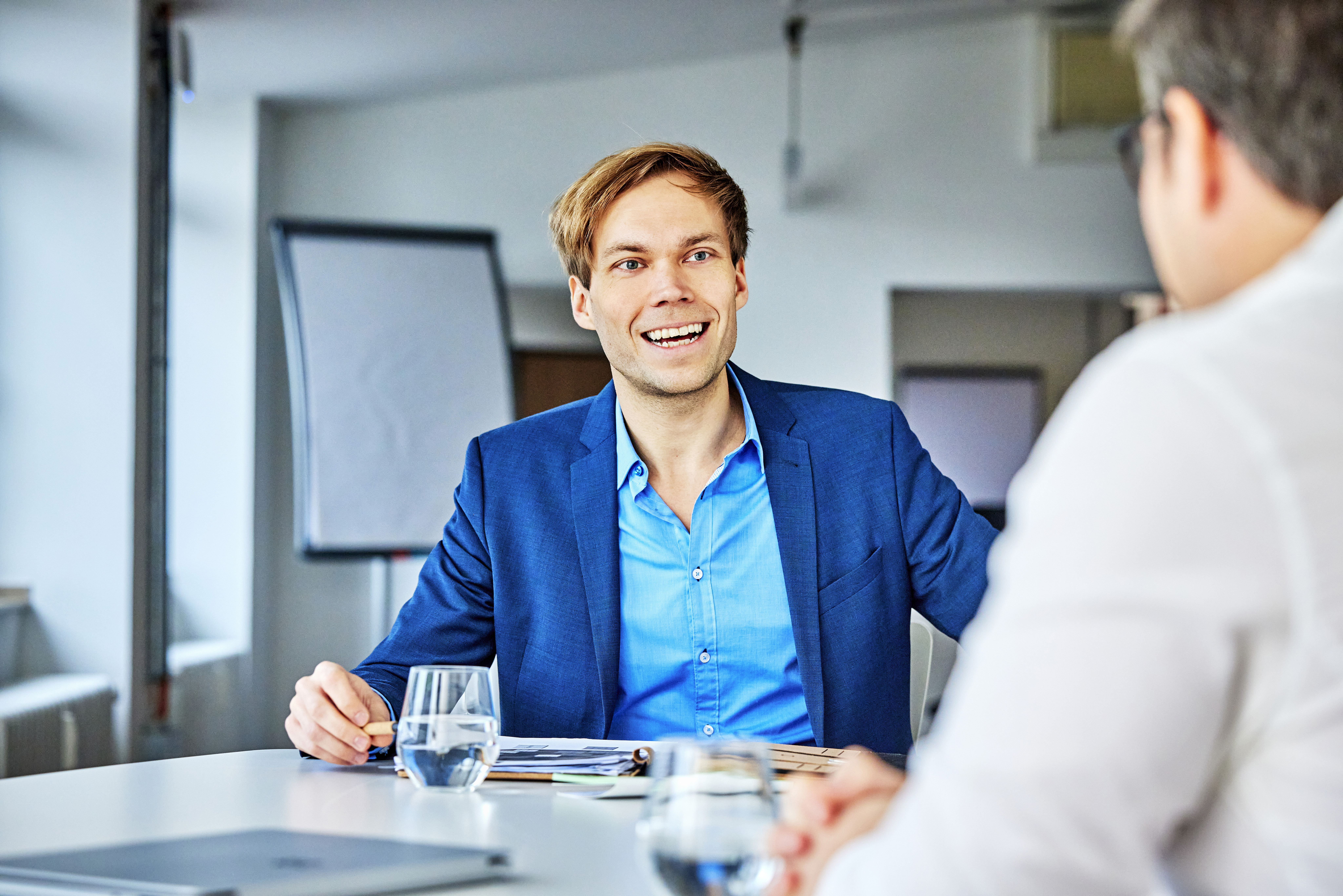 Portrait von Patric Huchtemeier bei der Allfoye Managementberatung